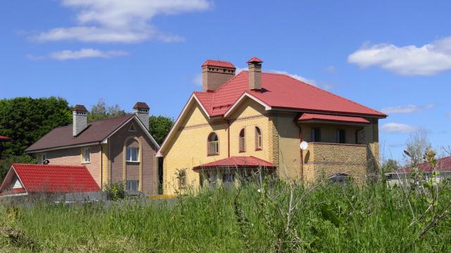 2012 Новые коттеджи на Вишнёвом переулке города Гороховца Владимирской области в районе домов 3 - 5