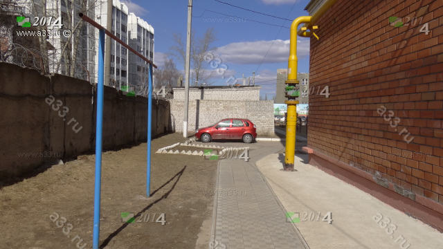 2014 Парковочный отнорочек у дома 15д, проспект Строителей, город Владимир