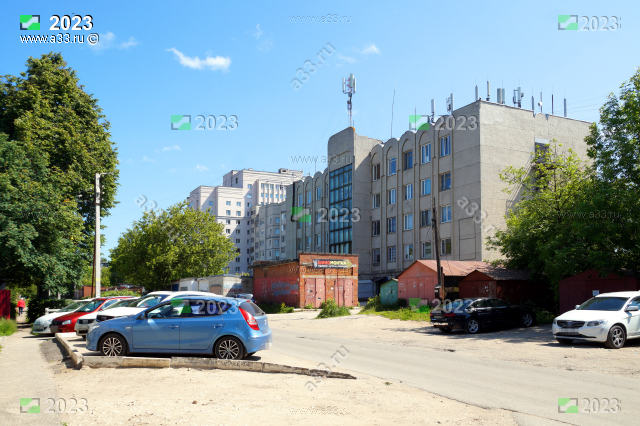 2023 Задний фасад дома 22а, проспект Строителей, город Владимир