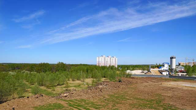 2018 Панорама дома 19А по улице Новгородской от бетоно-смесительного завода микрорайон Веризино, город Владимир