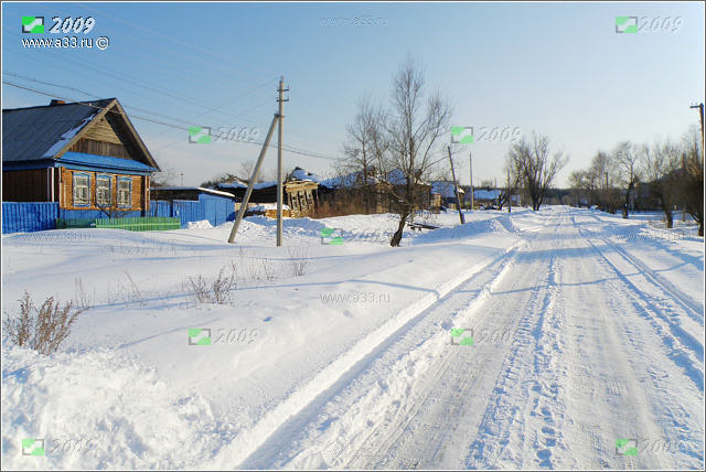 2009 Центральная улица зимой деревня Лесниково Гусь-Хрустального района Владимирской области