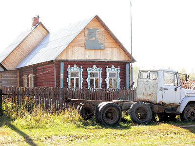 Дом 104 улица Центральная село Заречье Киржачский район Владимирская область