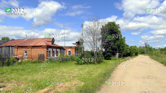 2012 Кирпичные дома зажиточных крестьян конца 19 века в селе Чёково Юрьев-Польского района Владимирской области