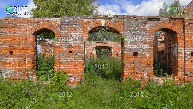 2012 Южный фасад основного объёма Троицкой церкви с юго-востока село Чёково Юрьев-Польского района Владимирской области