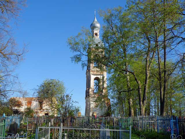 2011 колокольня и кладбище неразрывно связаны между собой территориально село Ильинское Шуйского района Ивановской области