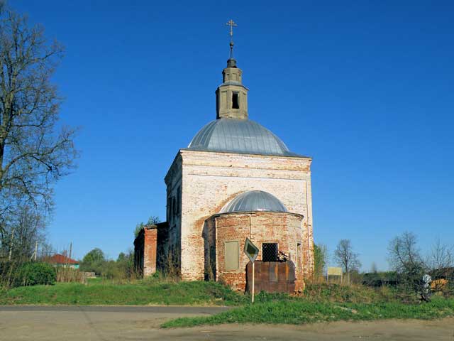 2011 церковь Рождества Пресвятой Богородицы село Воскресенское Савиновского района Ивановской области